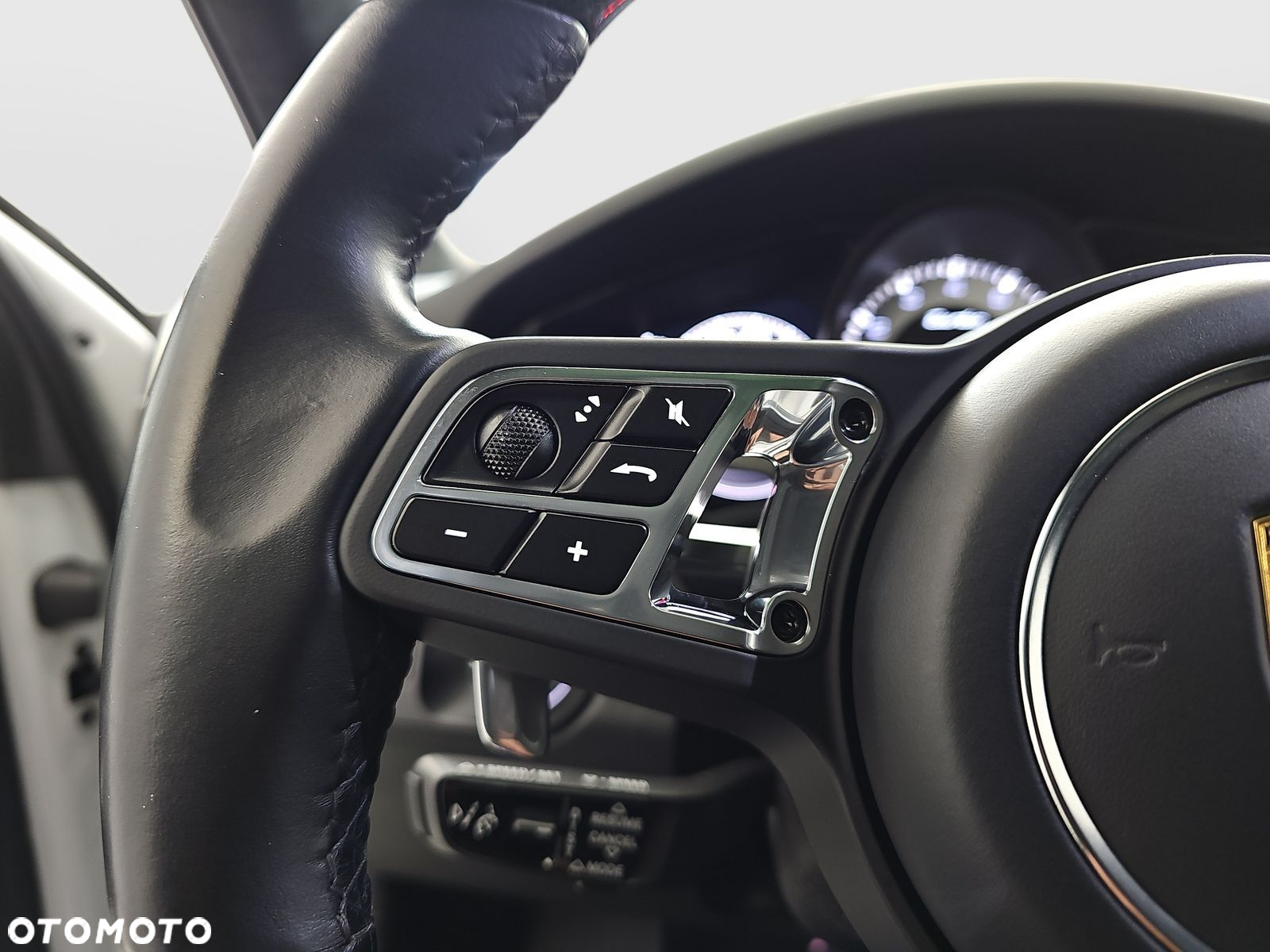 Porsche Cayenne Turbo - 17