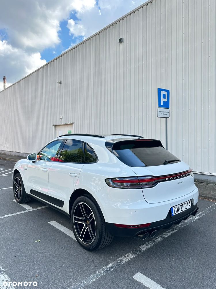 Porsche Macan Standard - 12
