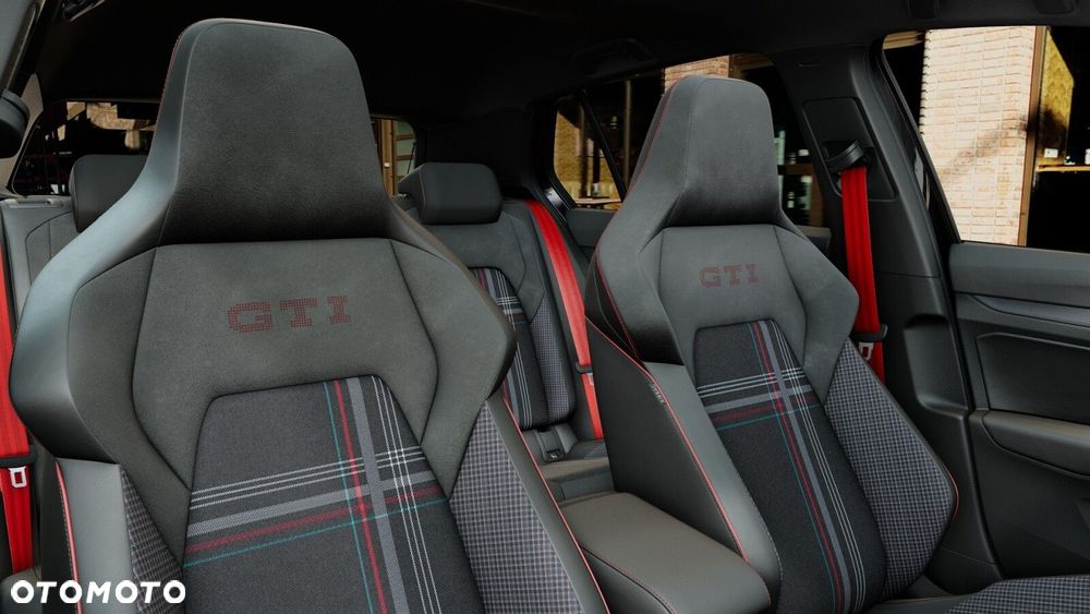 Volkswagen Golf - 12