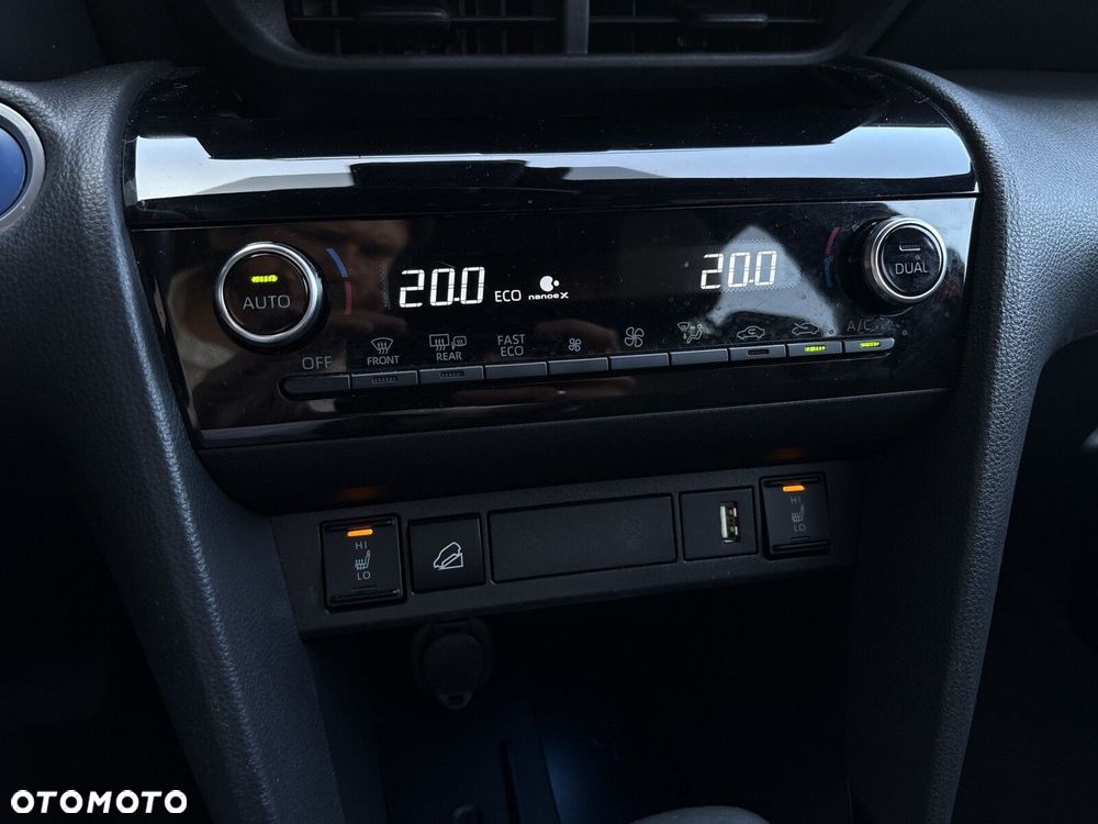 Toyota Yaris Cross Hybrid 1.5 Adventure 4x4 - 26
