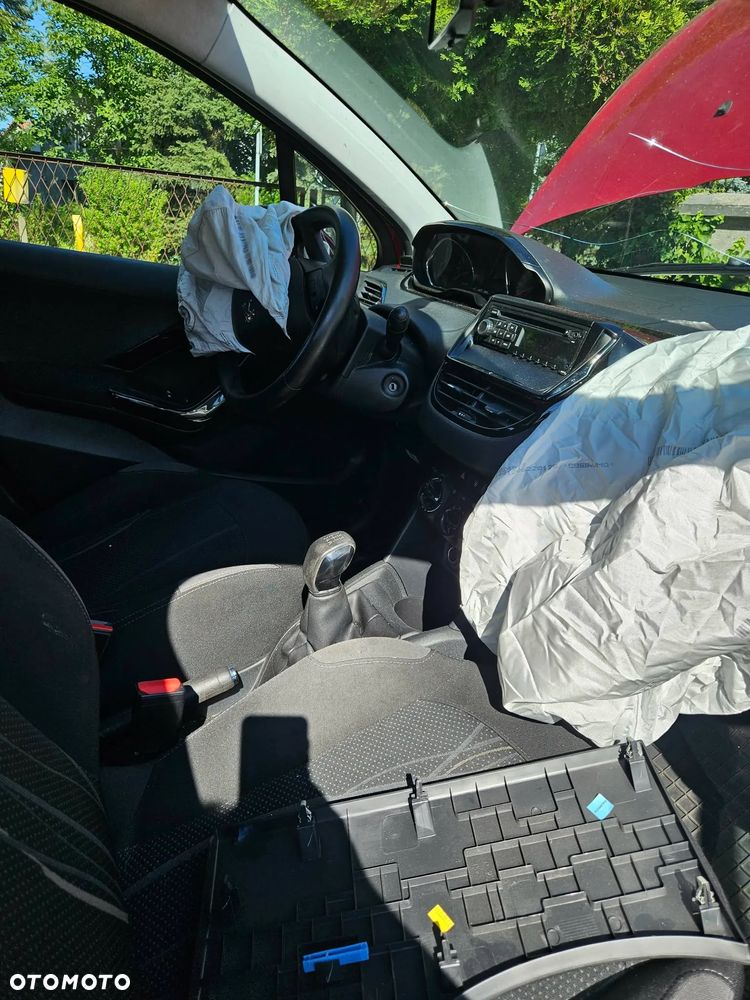 Peugeot 208 1.4 VTi Active - 12