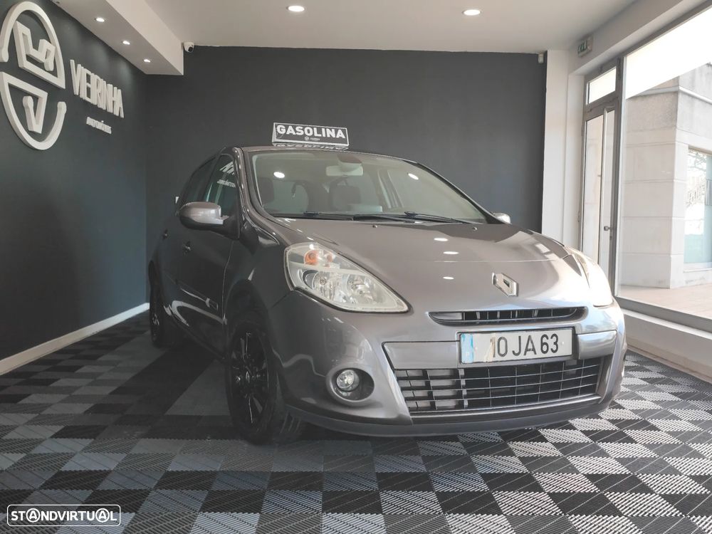 Renault Clio 1.2 16V Dynamique S - 8
