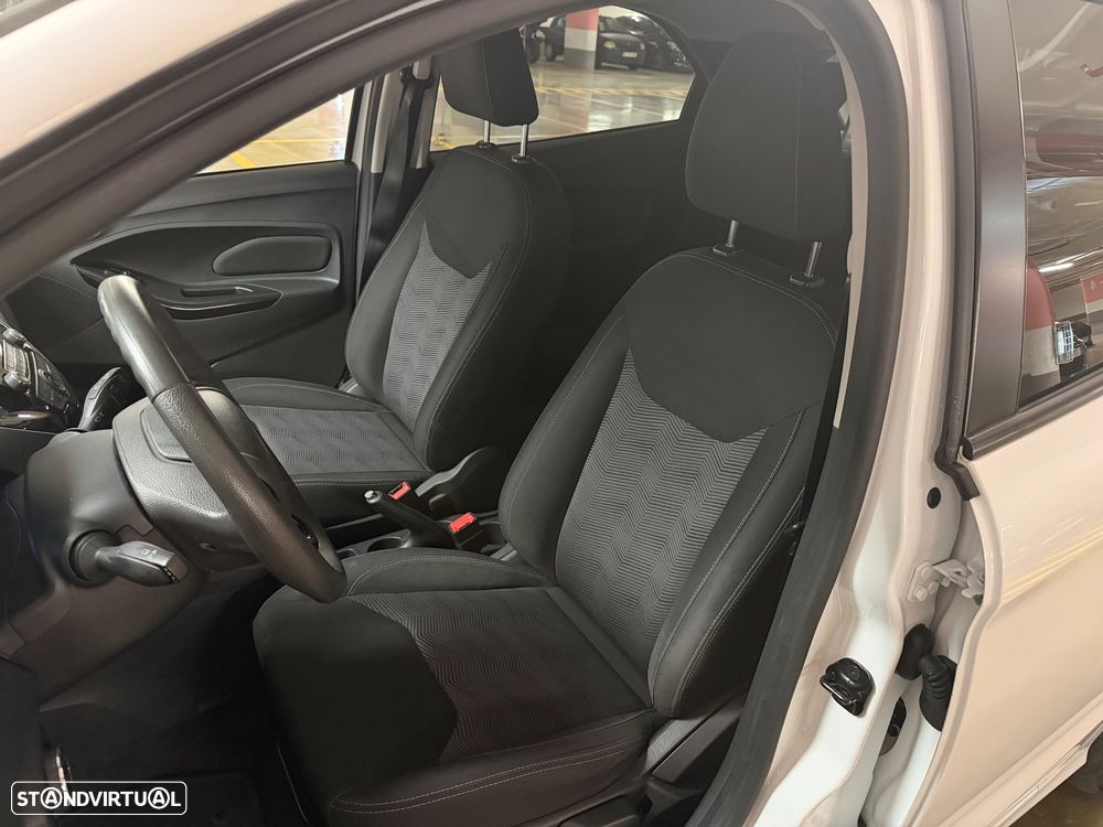 Ford KA+ 1.2 Ti-VCT White & Black Edition - 4