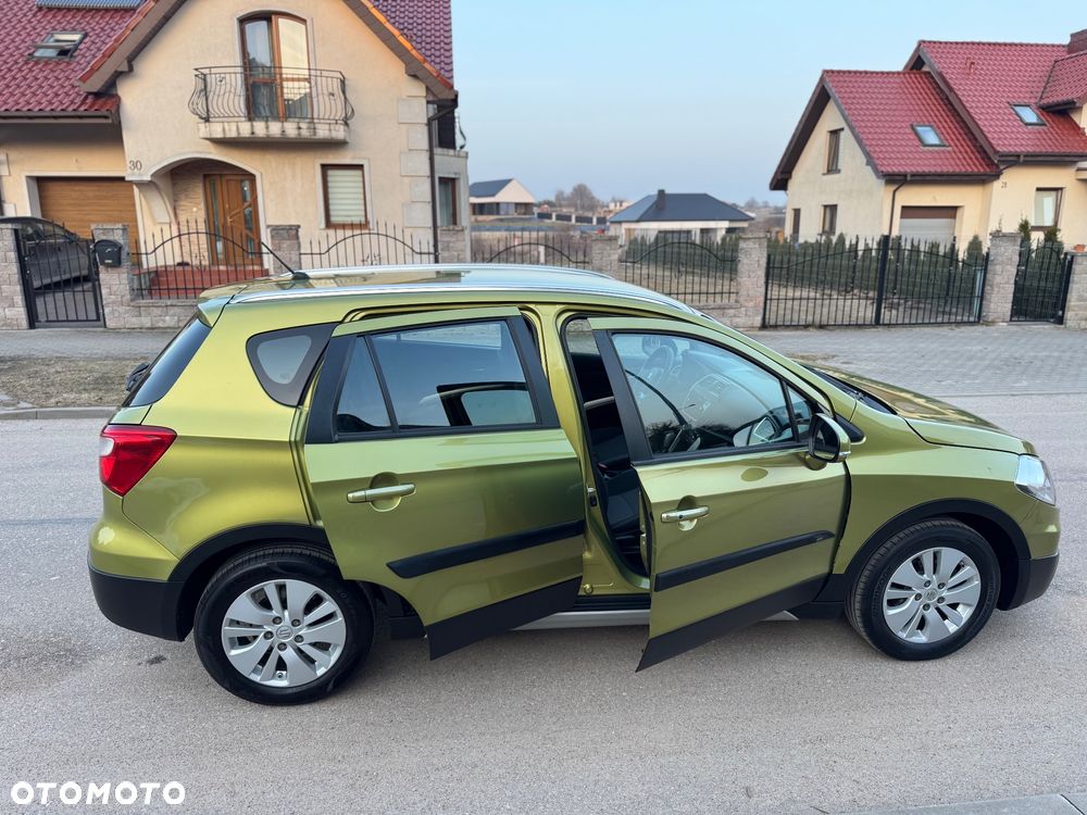 Suzuki SX4 S-Cross 1.6 VVT CVT 4x2 limited - 38