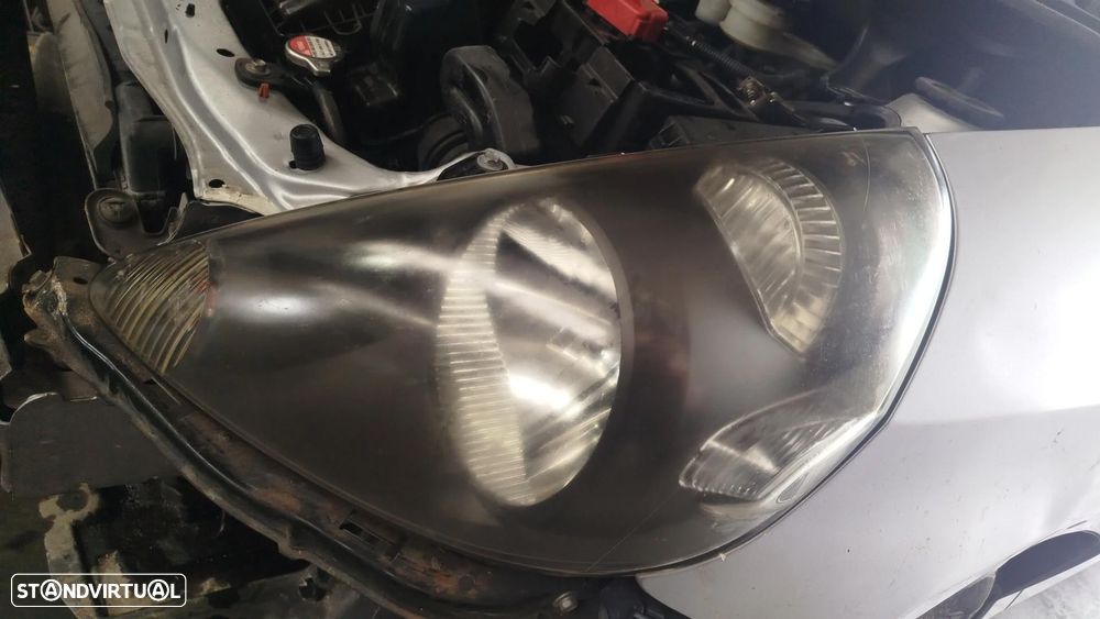 Ótica / farol esquerda HONDA Jazz II (GD_, GE3_, GE2_) - 4