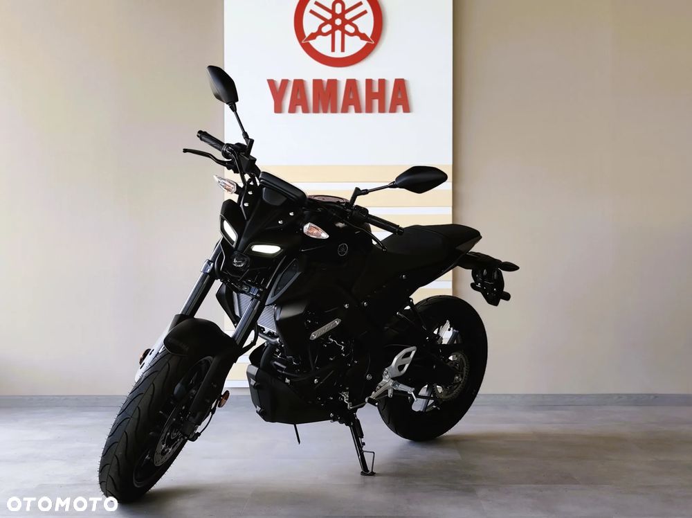 Yamaha MT - 4