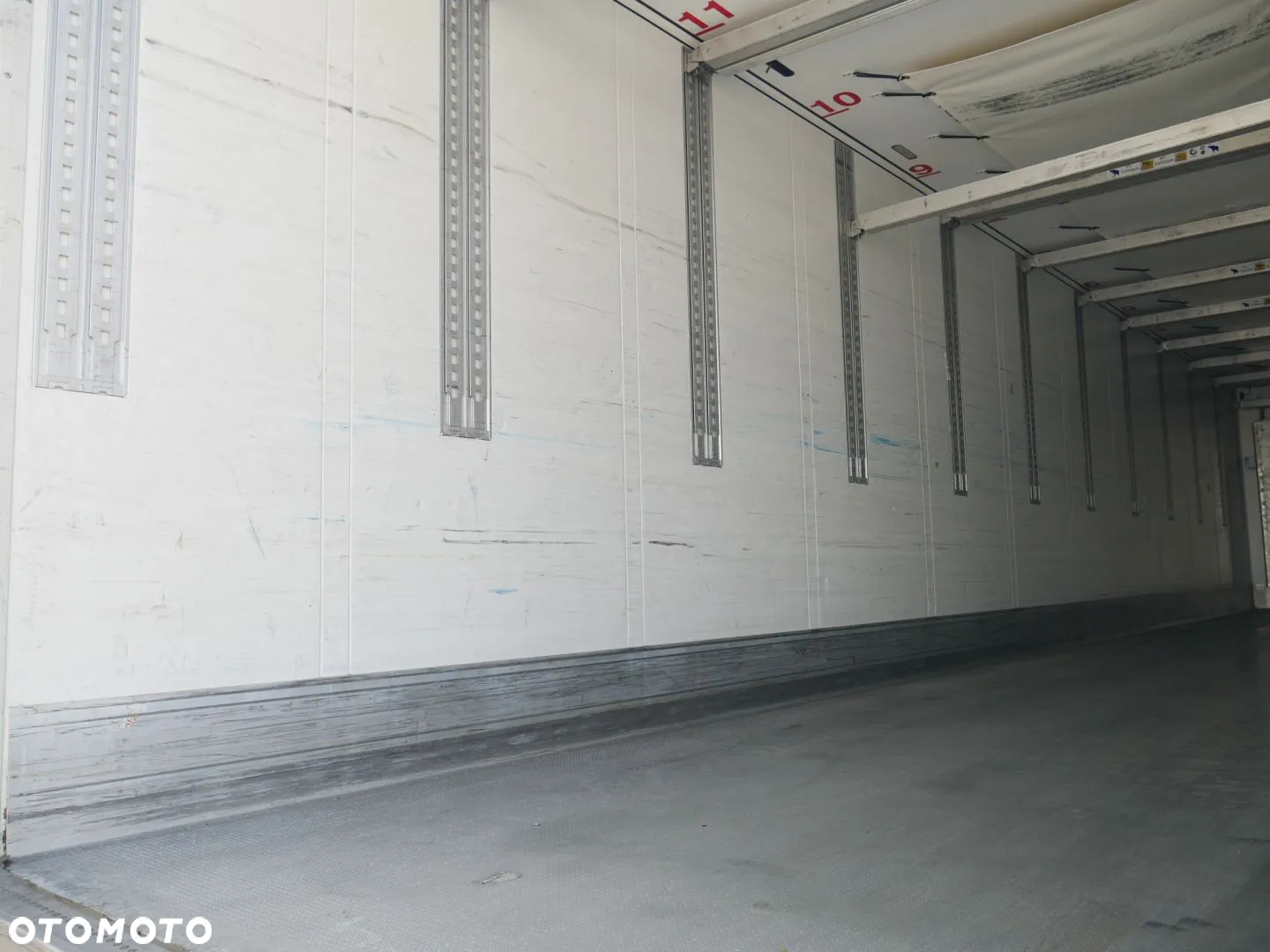 Schmitz Cargobull Chłodnia 60 / Doppelstock / Thermo King 300 / TIP 639985 - 14