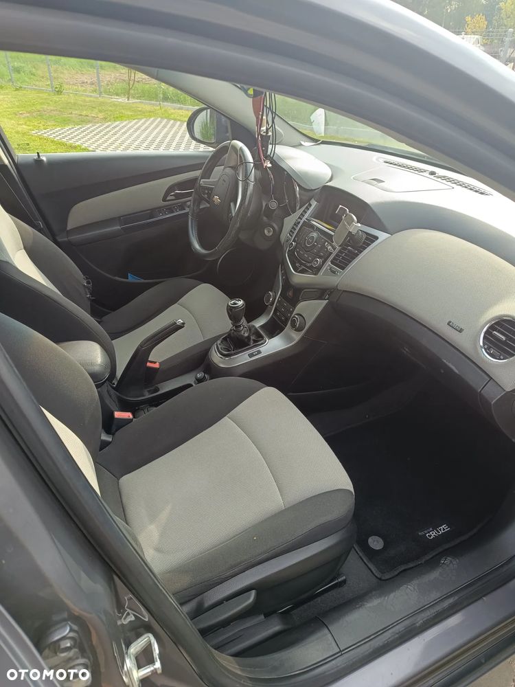 Chevrolet Cruze 1.8 LS (klm) - 8