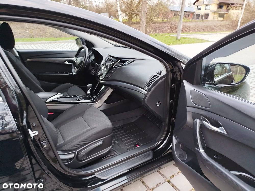 Hyundai i40 1.6 GDI Classic - 25