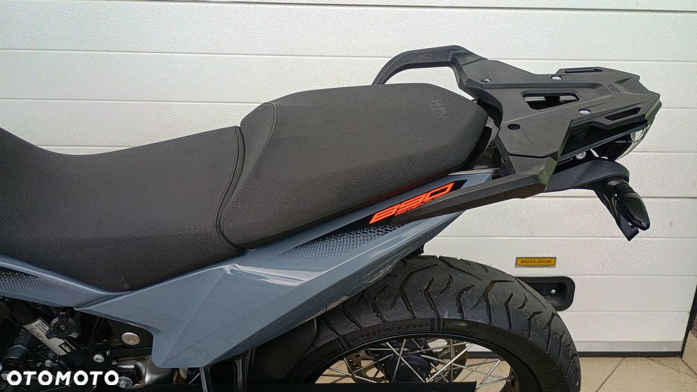 KTM Adventure 890 - 18
