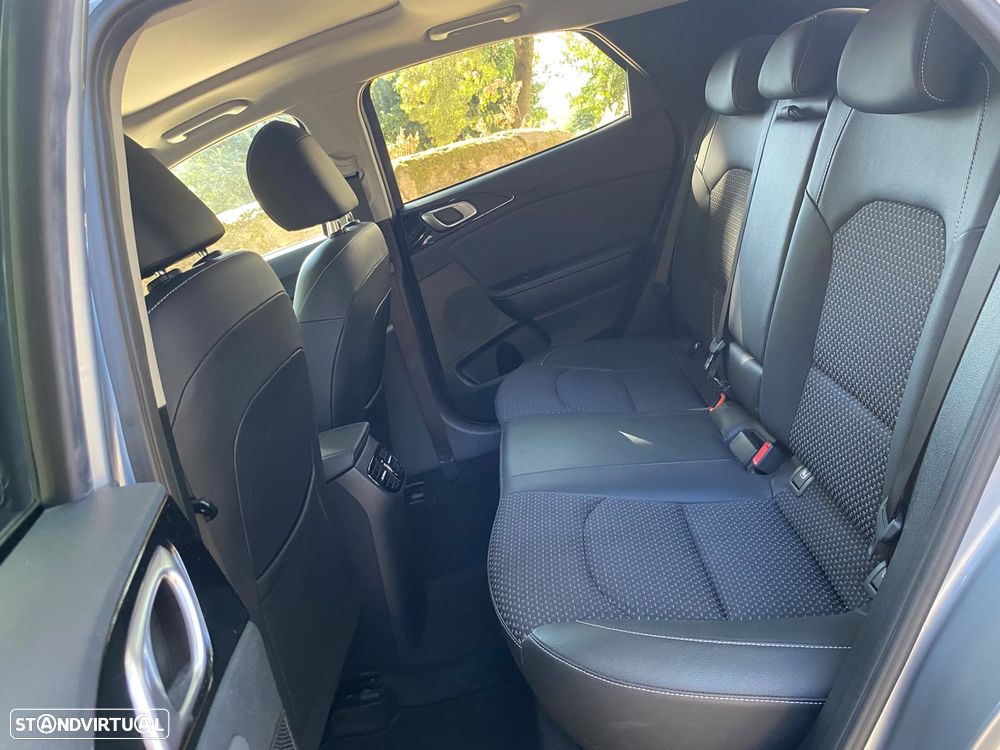 Kia XCeed 1.6 CRDi Tech+SRF - 52