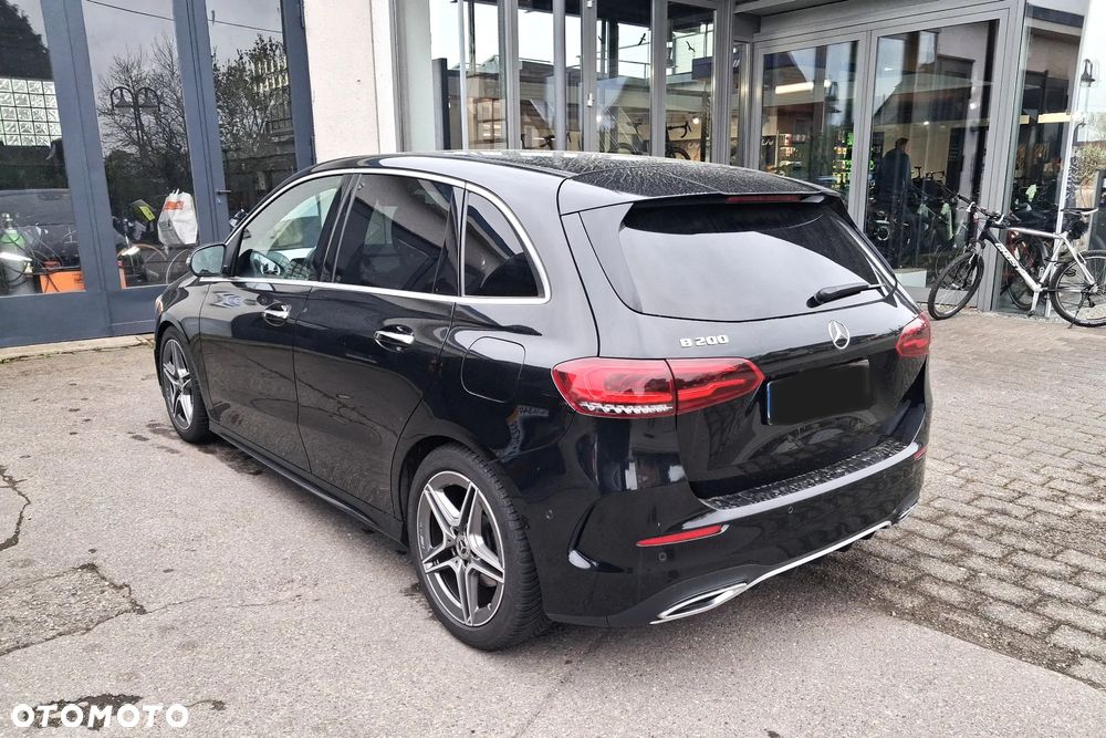 Mercedes-Benz Klasa B 200 AMG Line 7G-DCT - 2
