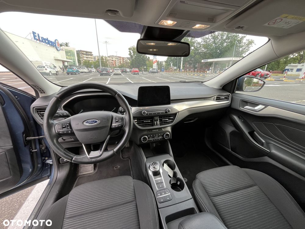 Ford Focus 1.0 EcoBoost Titanium - 4