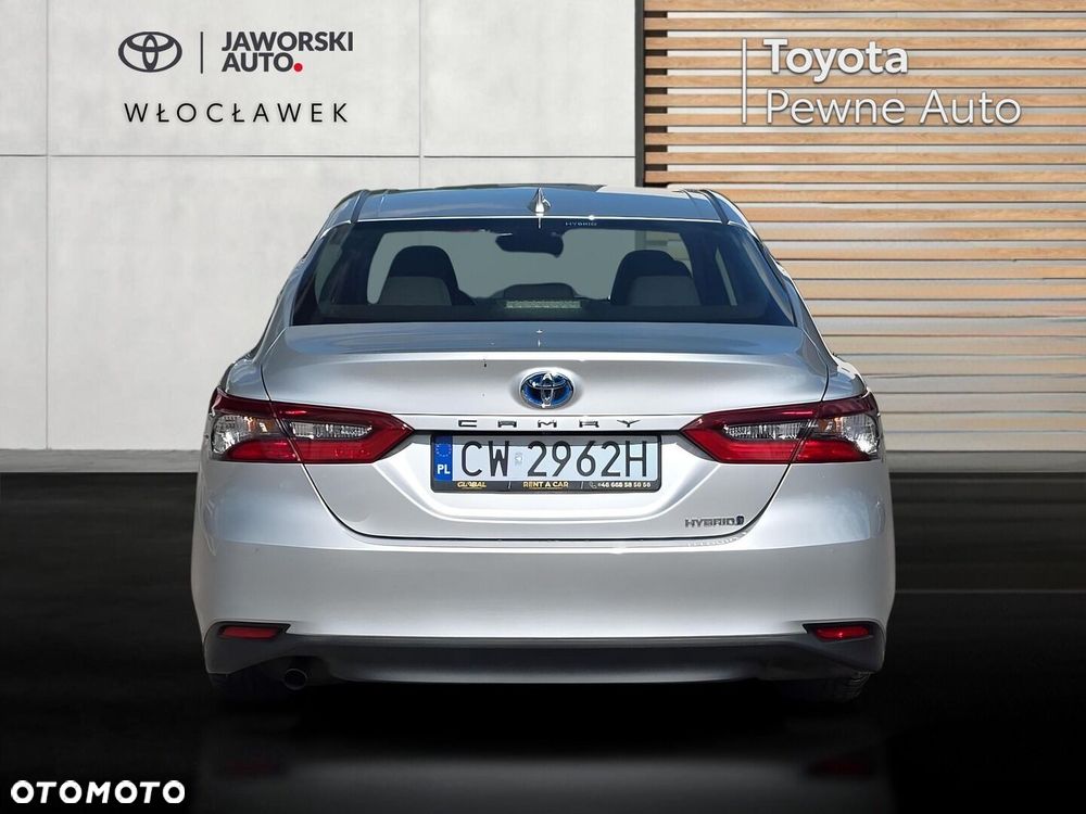 Toyota Camry 2.5 Hybrid Comfort CVT - 4