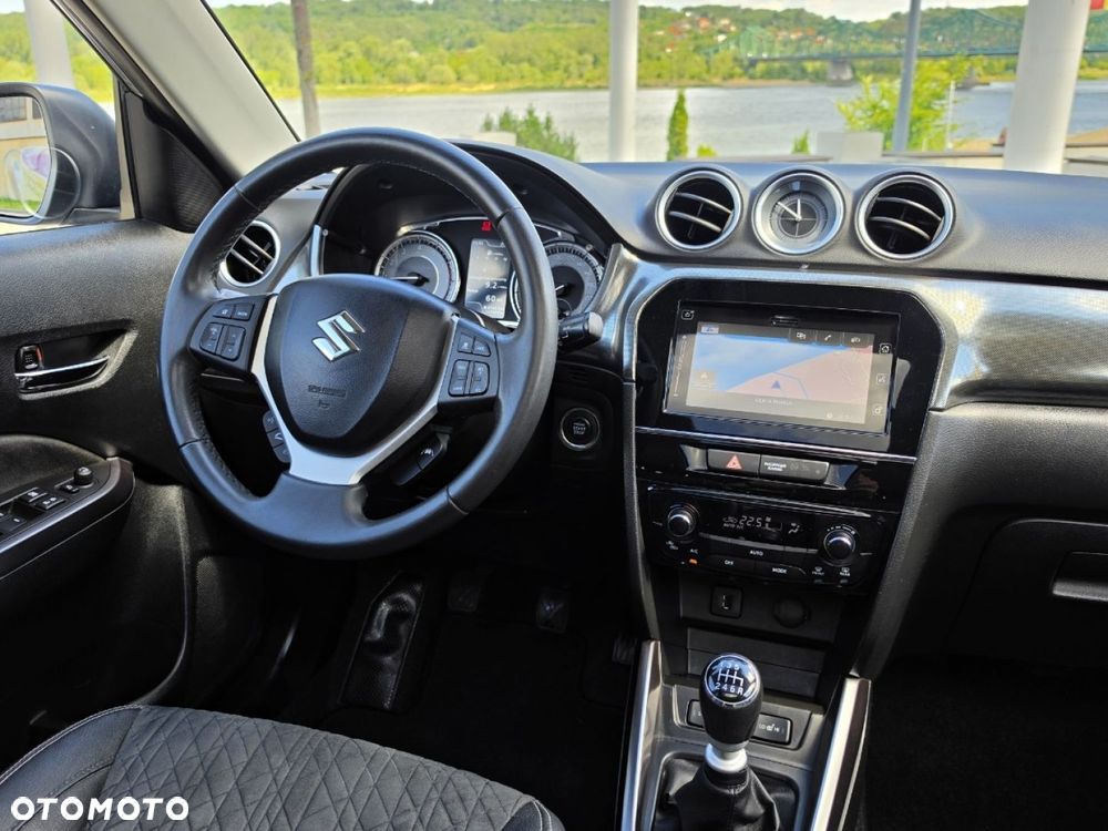Suzuki Vitara - 25