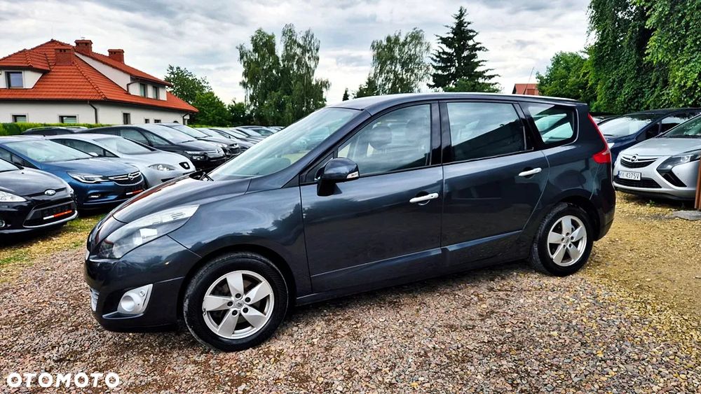 Renault Grand Scenic Gr 2.0 16V Privilege CVT Euro5 - 25