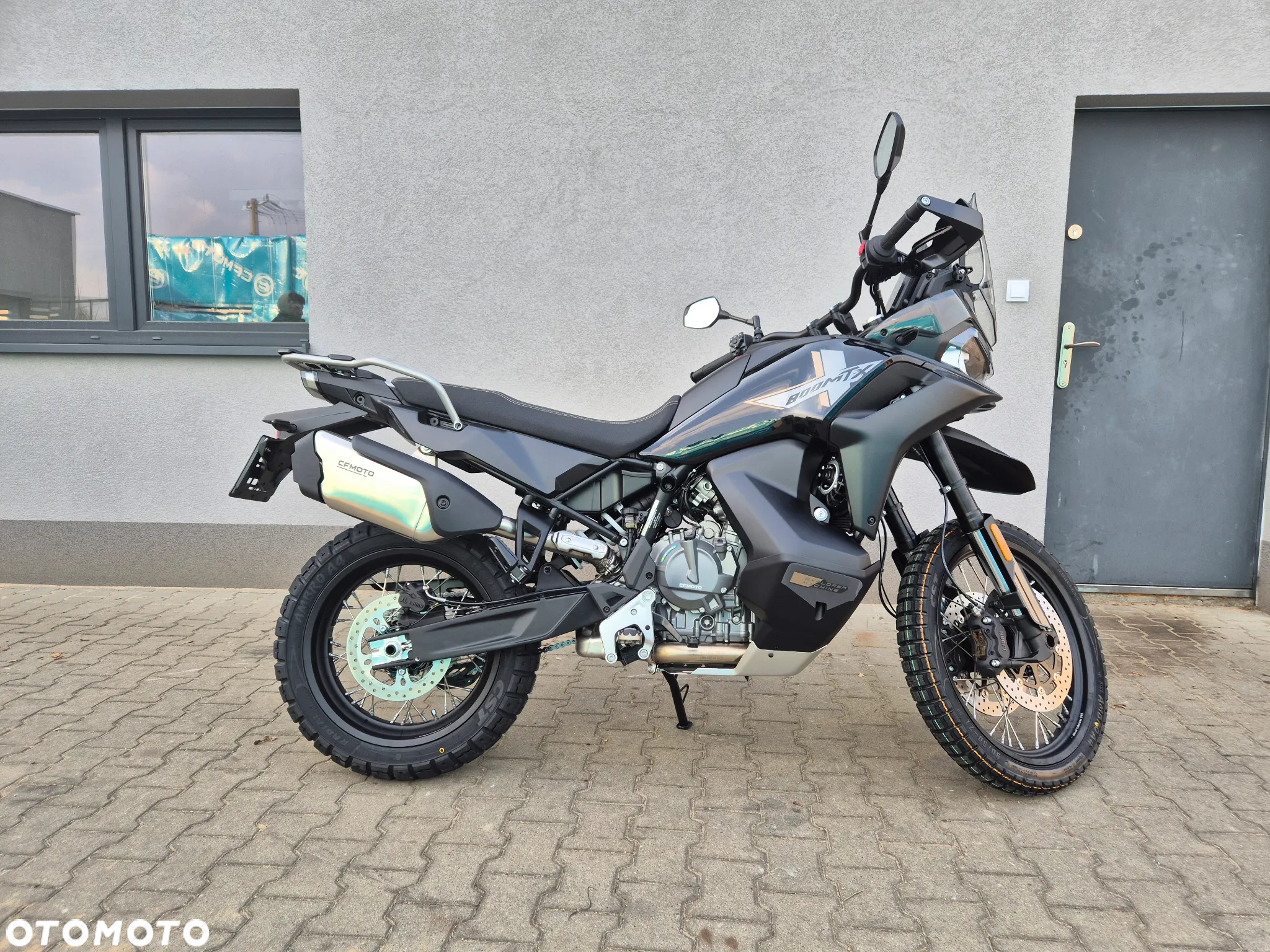 CFMoto MT - 14