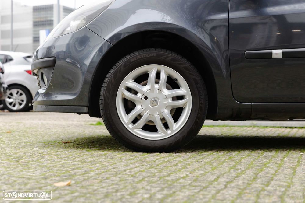 Renault Clio 1.2 16V Dynamique - 3