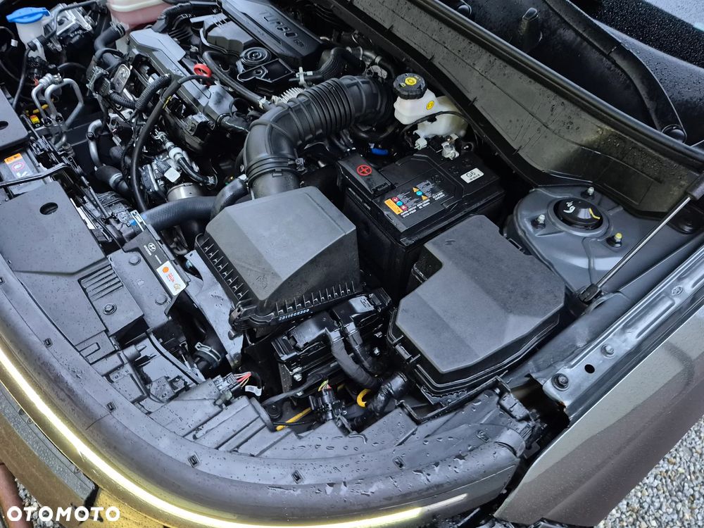 Hyundai Kona 1.6 T-GDI Platinum DCT - 32