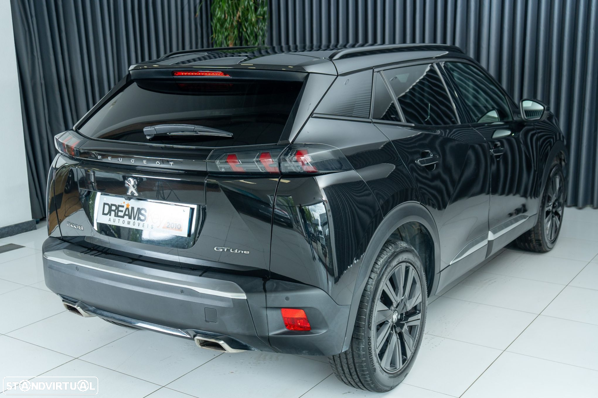 Peugeot 2008 1.2 PureTech GT Line EAT8 - 4