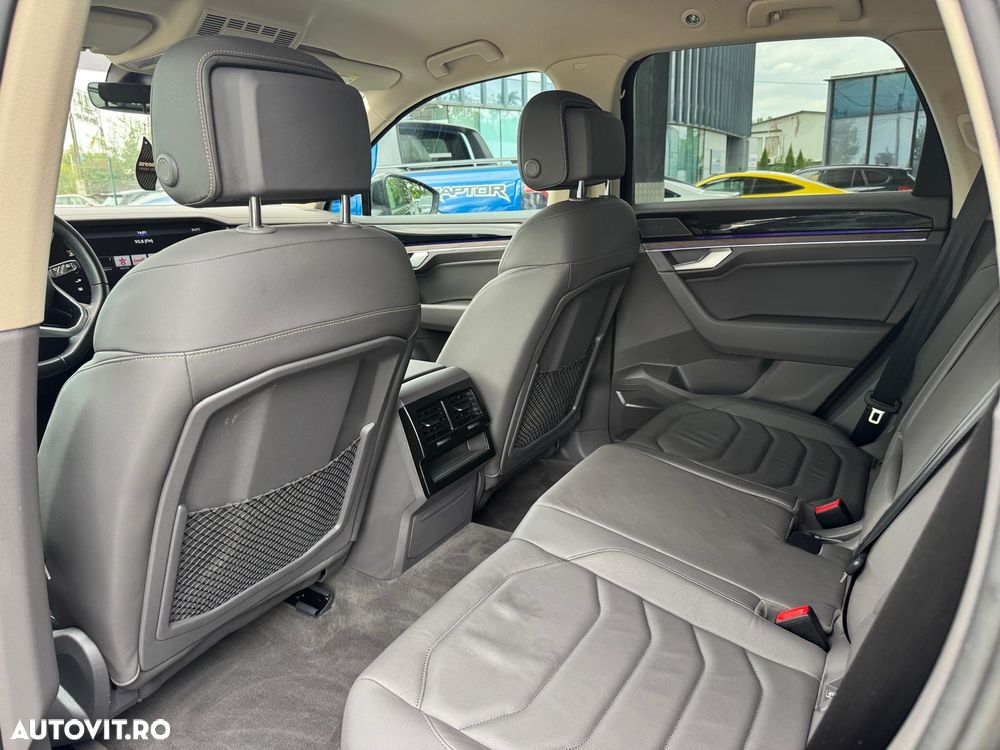 Volkswagen Touareg V6 TDI Elegance - 7