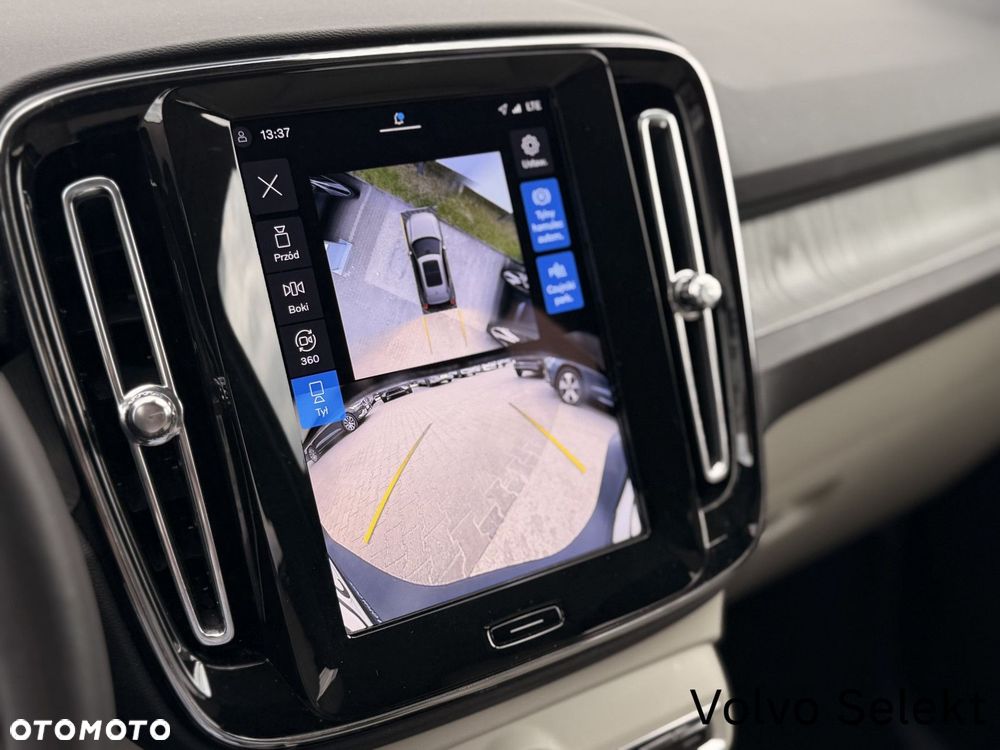 Volvo XC 40 - 15