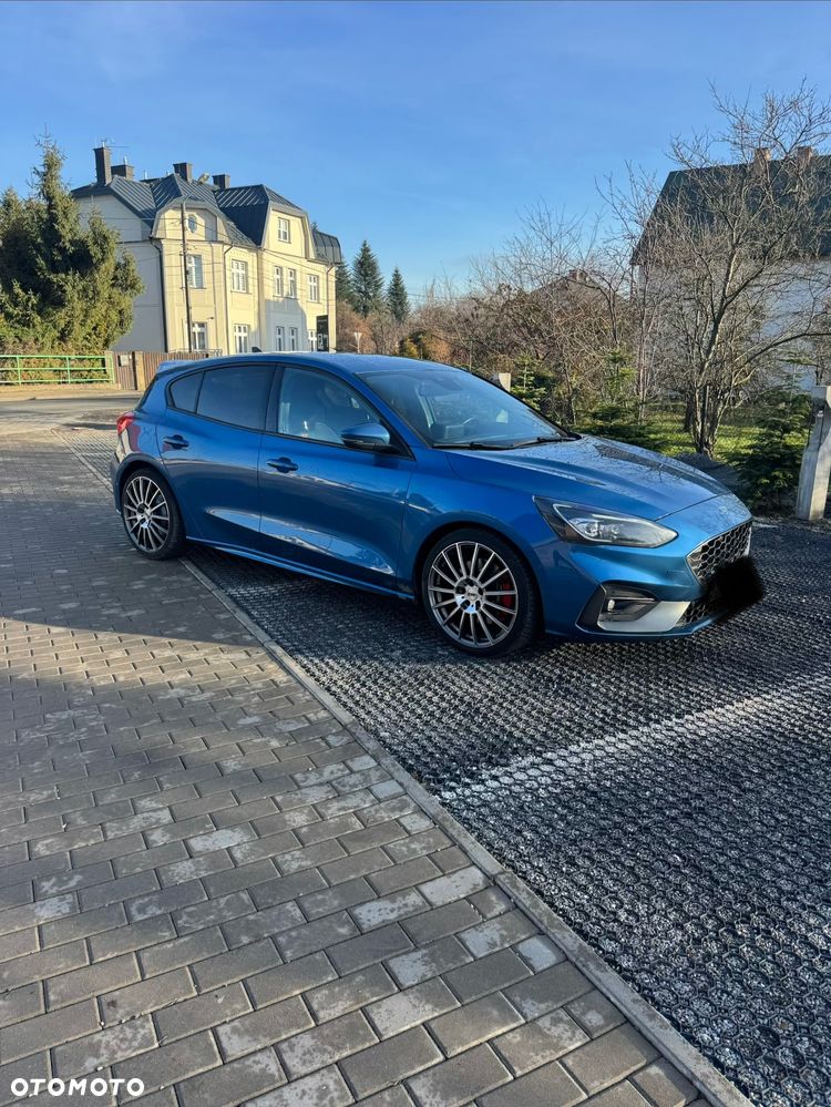 Ford Focus 2.3 EcoBoost ST - 40