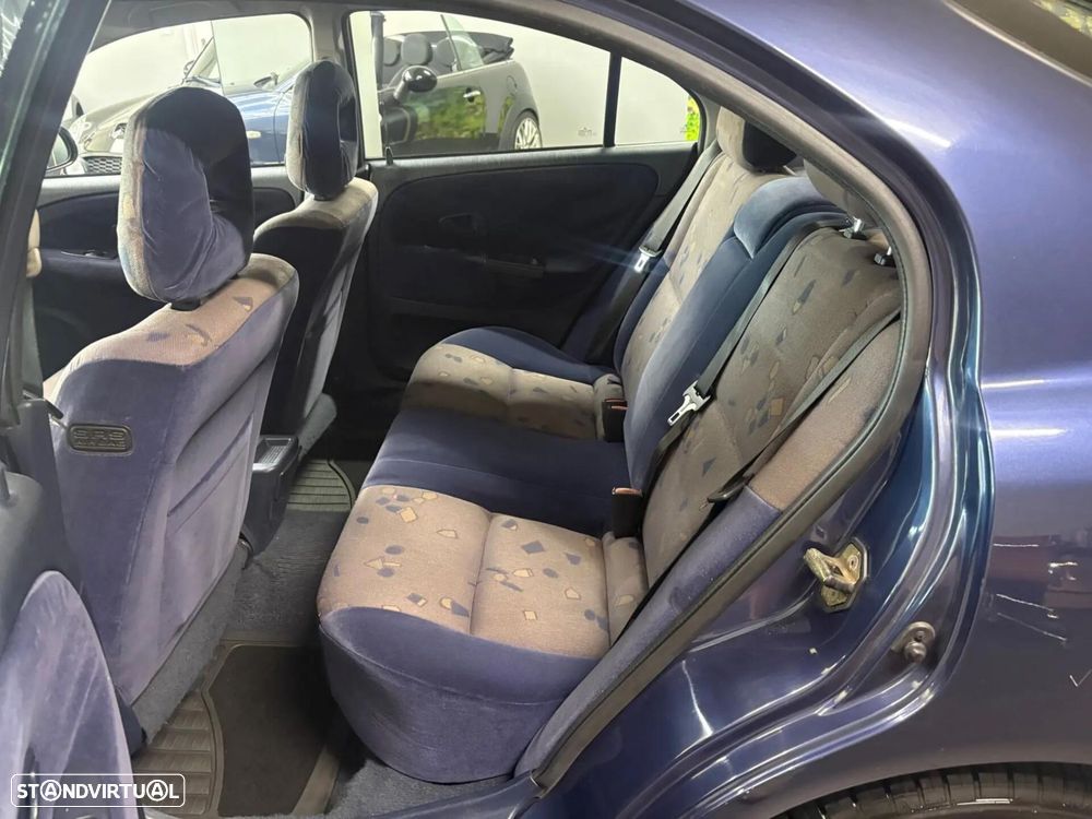 Mitsubishi Carisma HB 1.9 Di-D HP Avance - 13