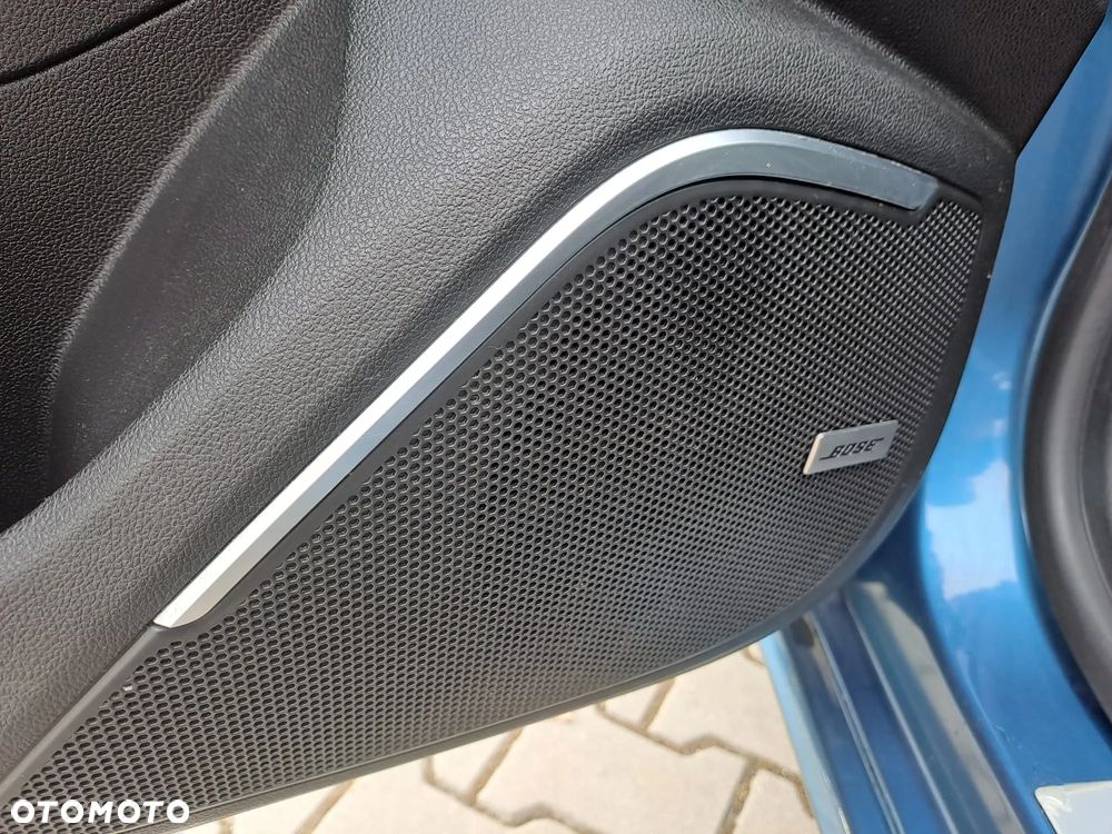 Renault Megane ENERGY dCi 130 Start & Stop Bose Edition - 26