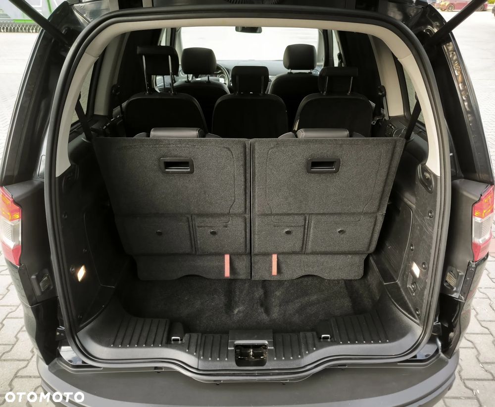 Ford Galaxy 2.0 TDCi Platinium X (Titanium) - 38