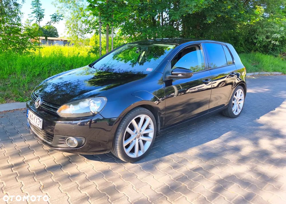 Volkswagen Golf 2.0 TDI Highline - 14