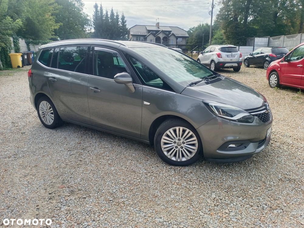 Opel Zafira 1.4 T Cosmo - 9