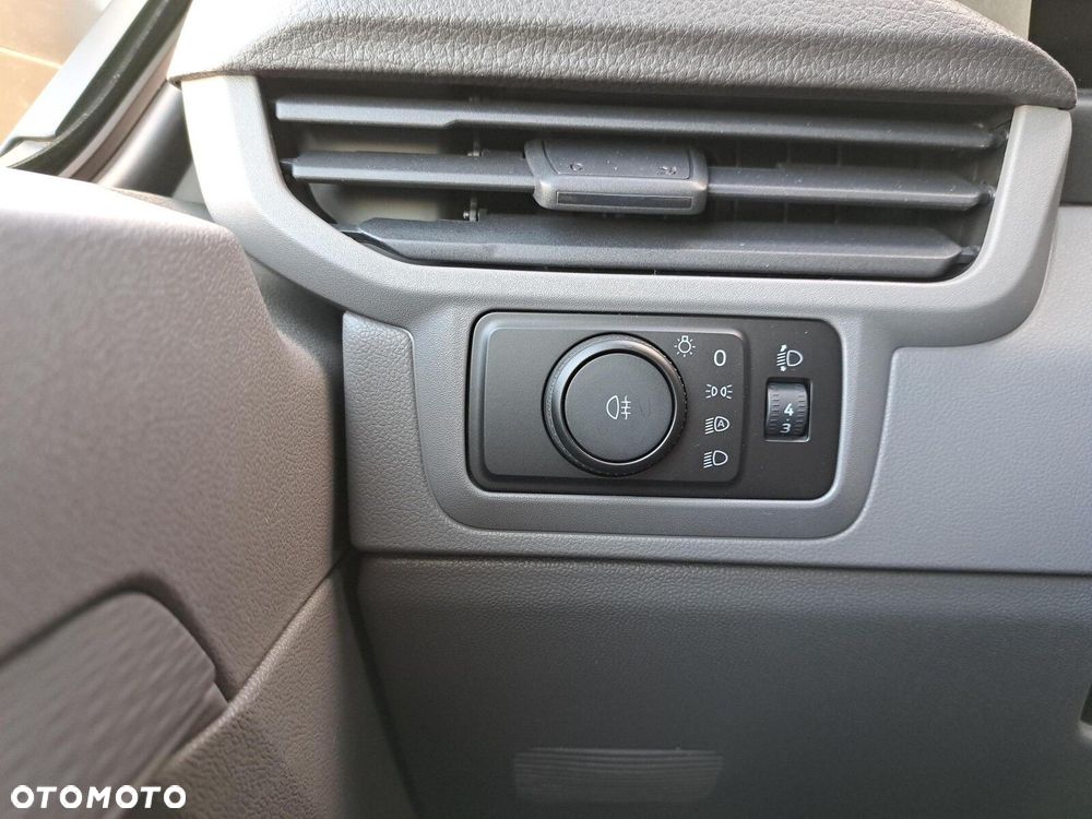 Volkswagen Transporter NOWY TRANSPORTER 3.500 Kombi 2.0 TDI 110 kW 6-G - 18