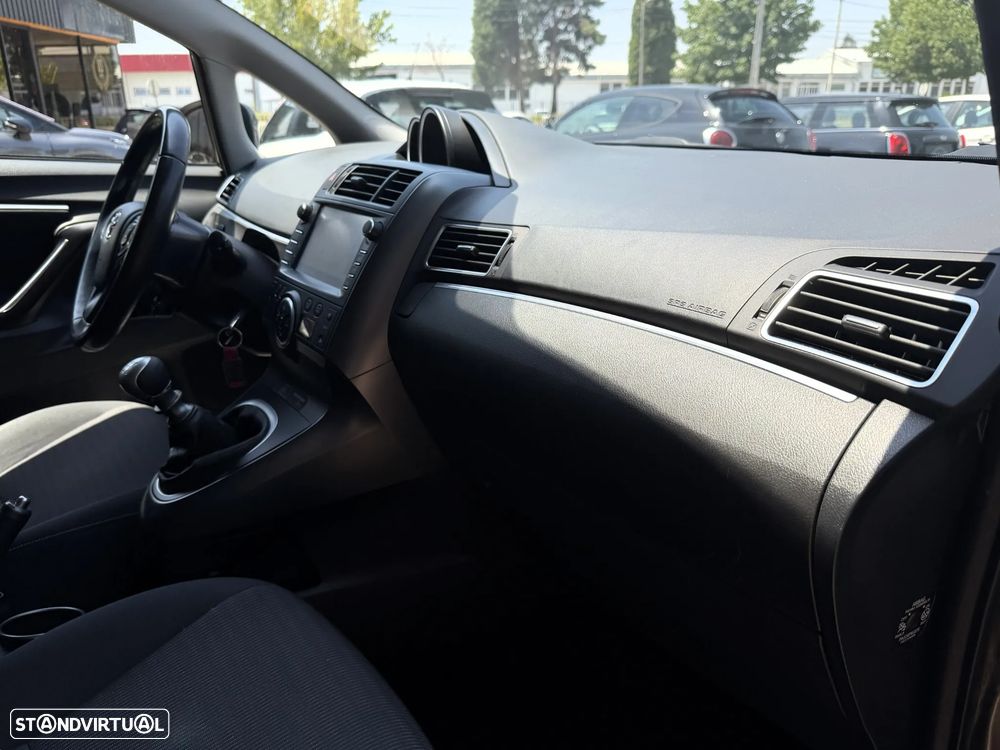 Toyota Verso 1.6 D-4D Comfort+GPS - 26