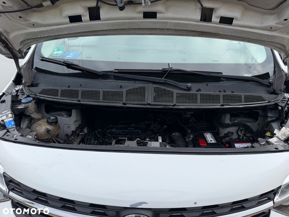 Opel Vivaro - 36