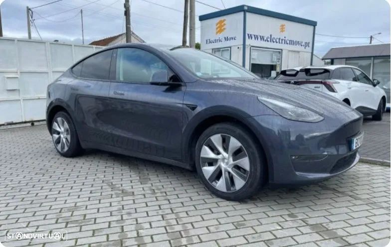 Tesla Model Y RWD - 1