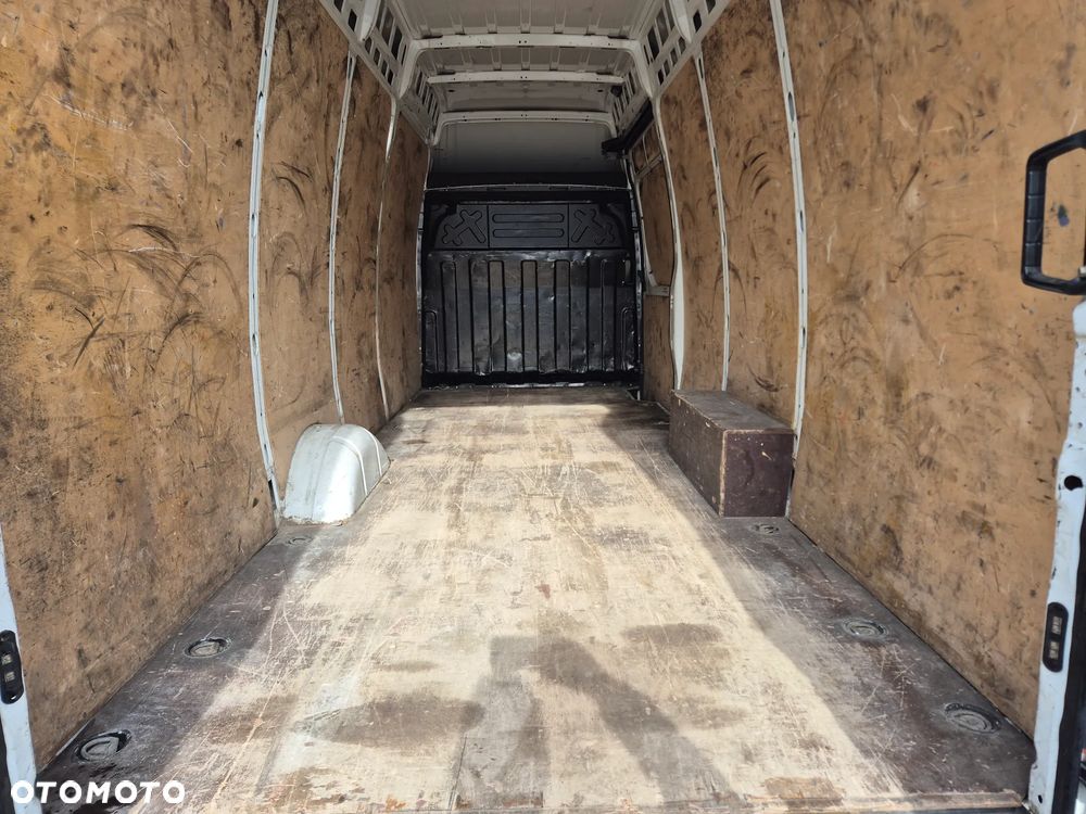 Iveco 35S18V (32742) - 10