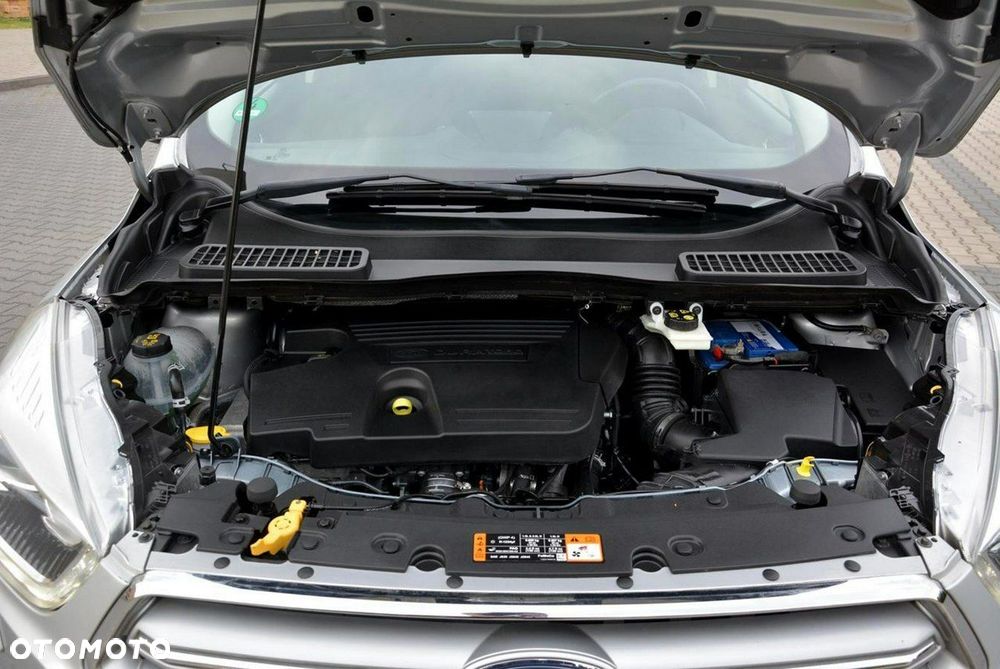 Ford Kuga 2.0 TDCi 4x4 Titanium - 35