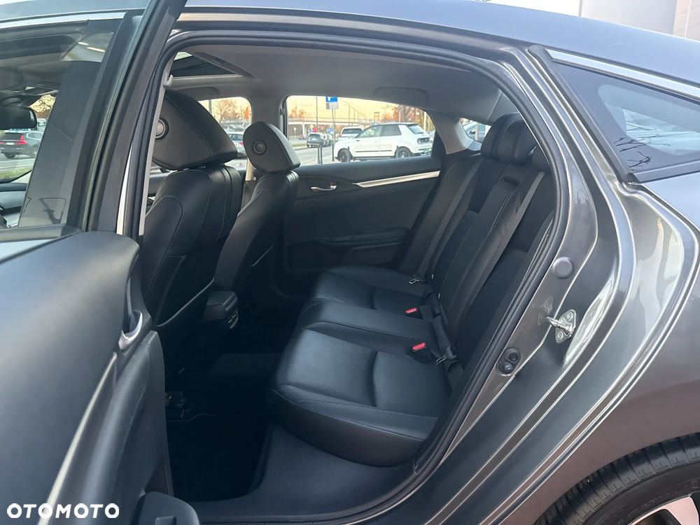 Honda Civic 1.5 T Executive CVT - 11