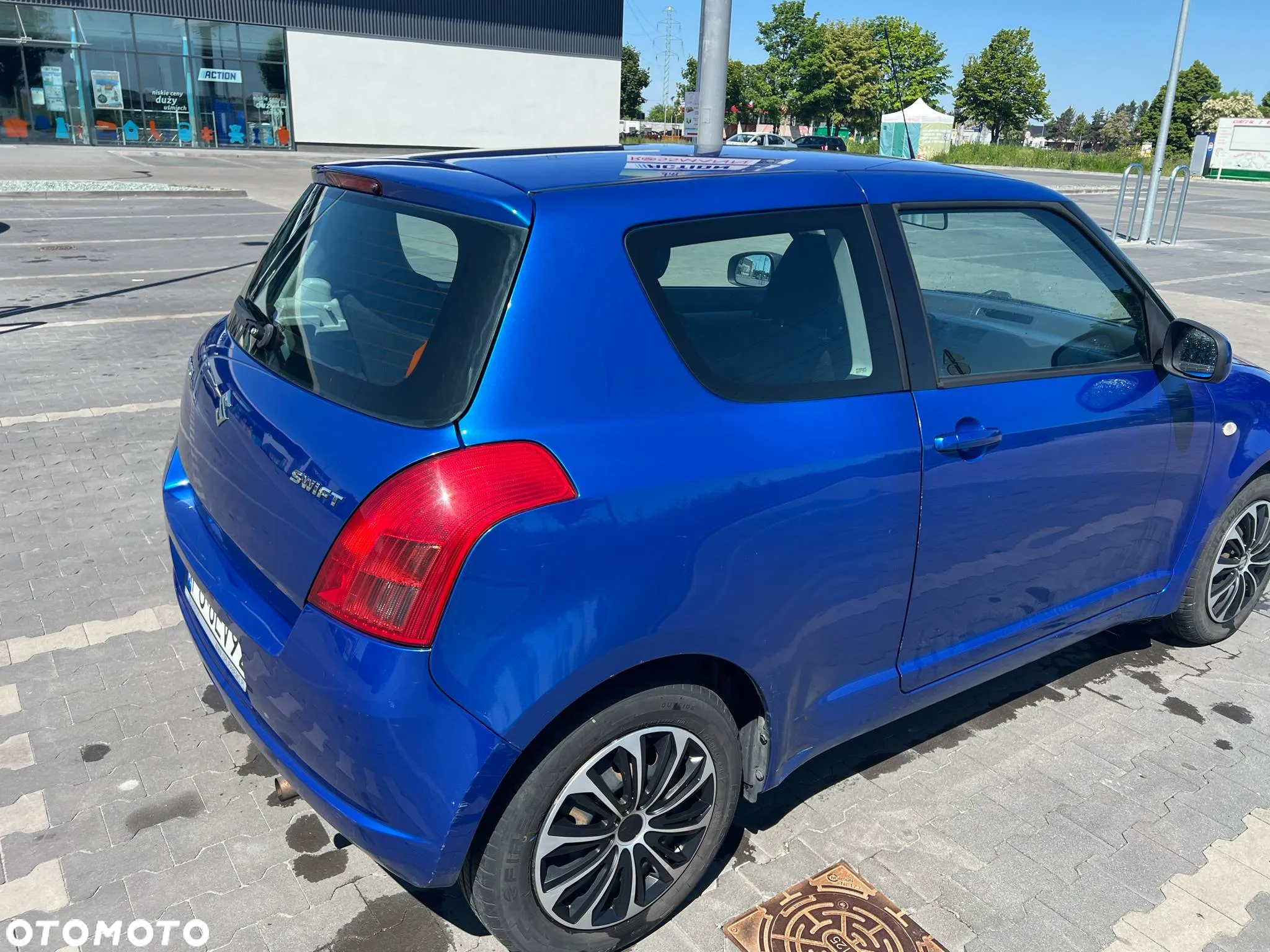 Suzuki Swift 1.3 GC - 2