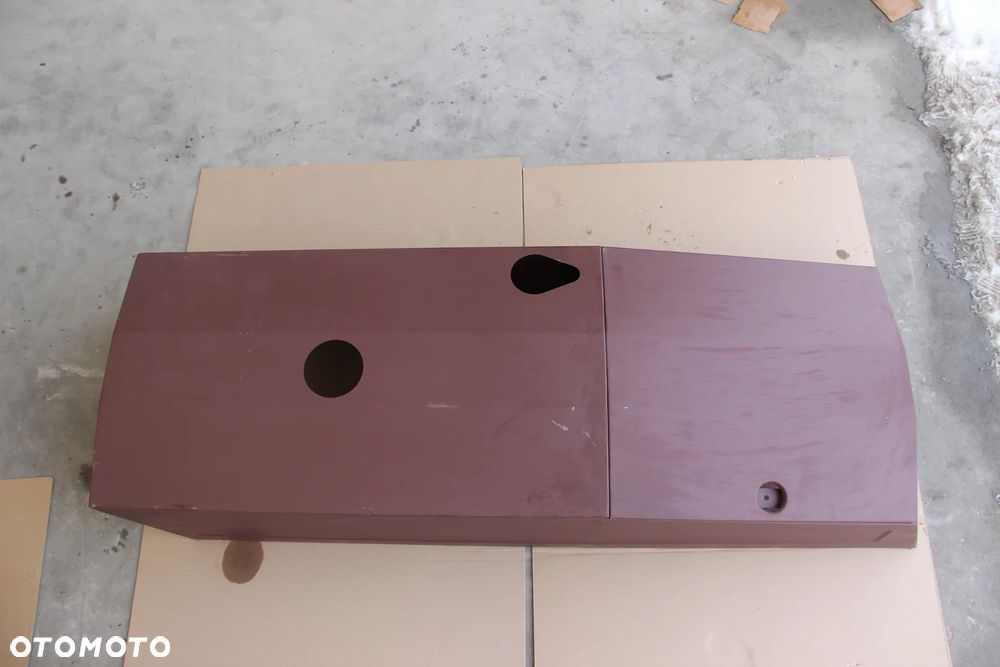 Płaszcz maski silnika ursus C-385 902 pochodne górna część maski  83305050 - 4