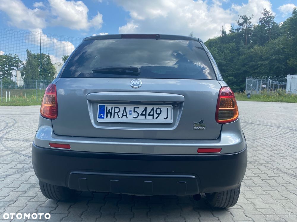 Fiat Sedici 1.9 Multijet 4x2 Dynamic Plus - 13
