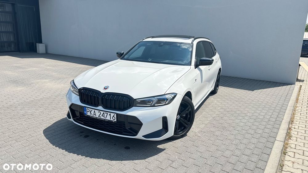 BMW Seria 3 330e M Sport - 15