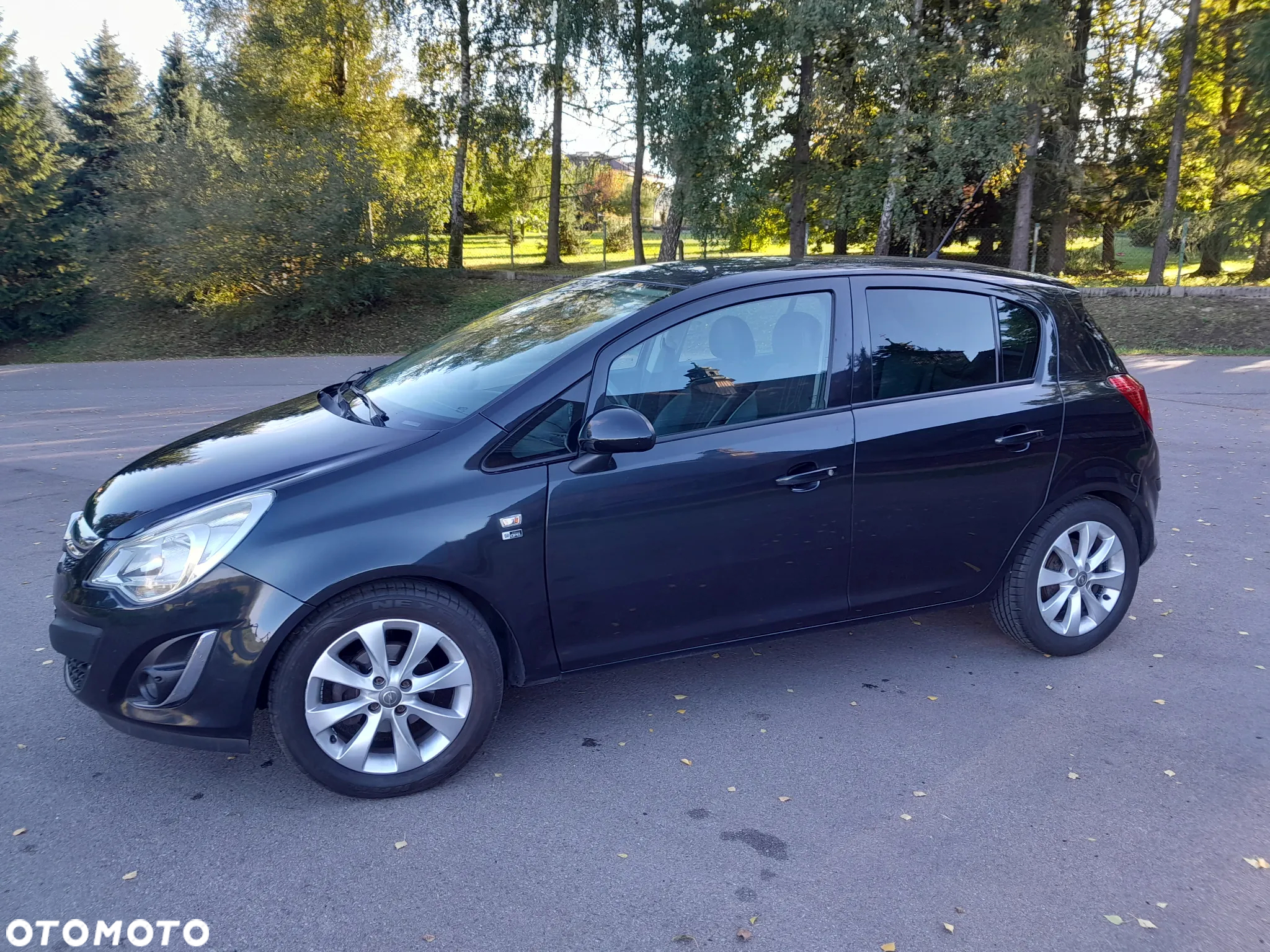 Opel Corsa 1.2 16V Color Edition - 4