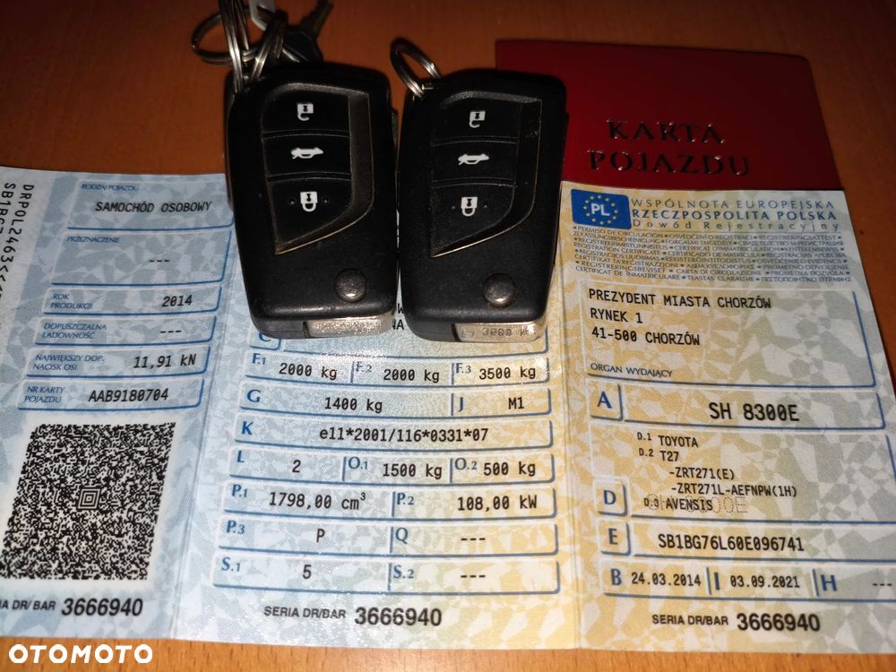 Toyota Avensis 1.8 Active - 26