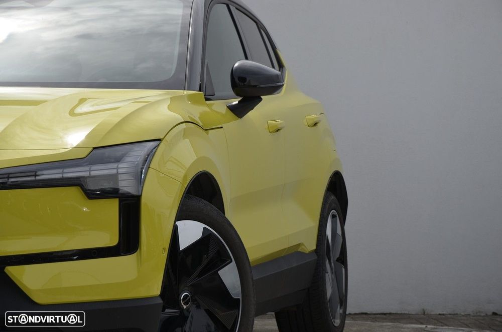 Volvo EX30 69 kWh Single Motor Extended Range Ultra - 4