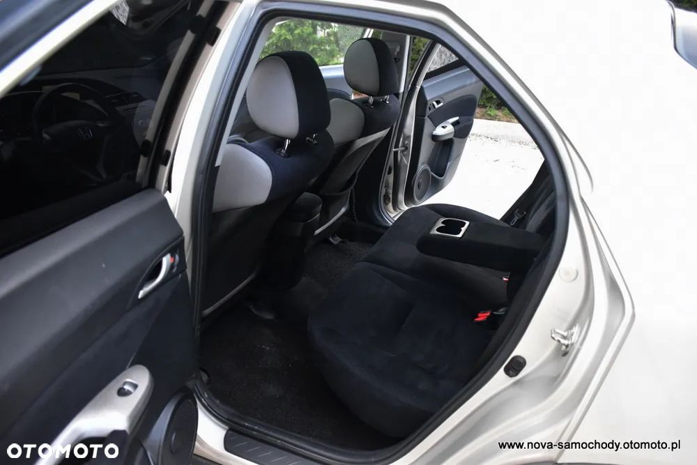 Honda Civic 1.8i-VTEC Automatik Executive - 27