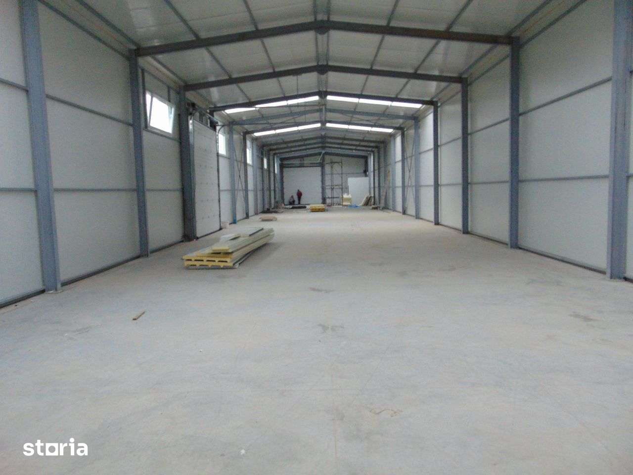 DEPOZIT de 500mp + 50mp BIROU curent 380v asfalt cu parcare 2 usi 4m - Imagine principală: 5/6