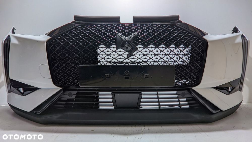 zderzak przód citroen ds3 crossback lift 23- (czarny halogen) - 7