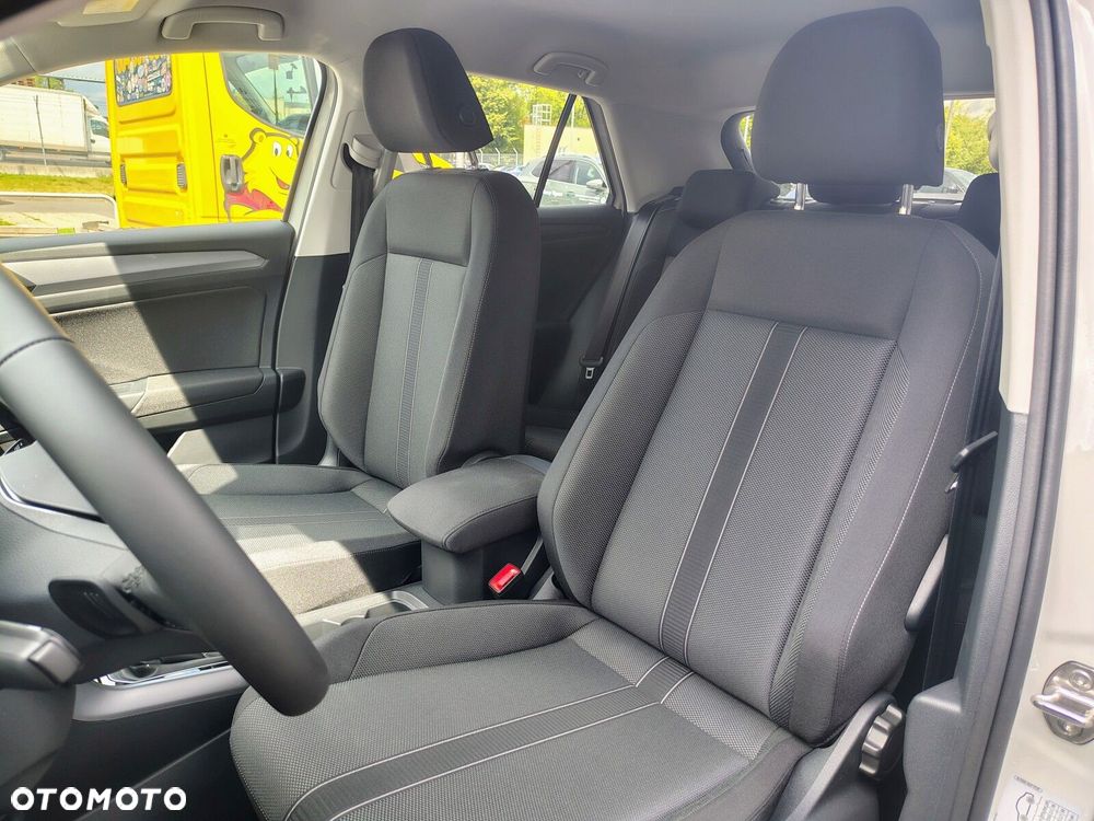 Volkswagen T-Roc - 15